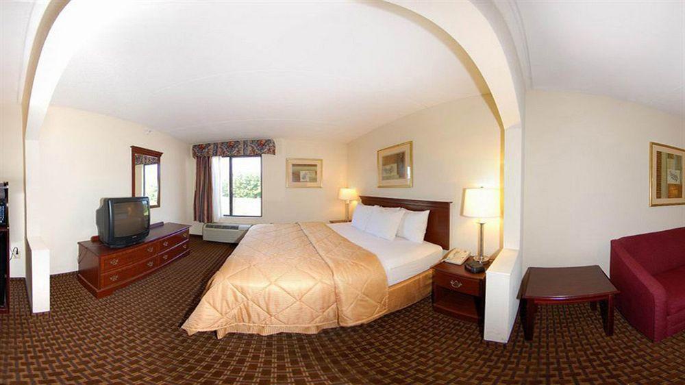 Comfort Inn & Suites Oxford South Екстериор снимка