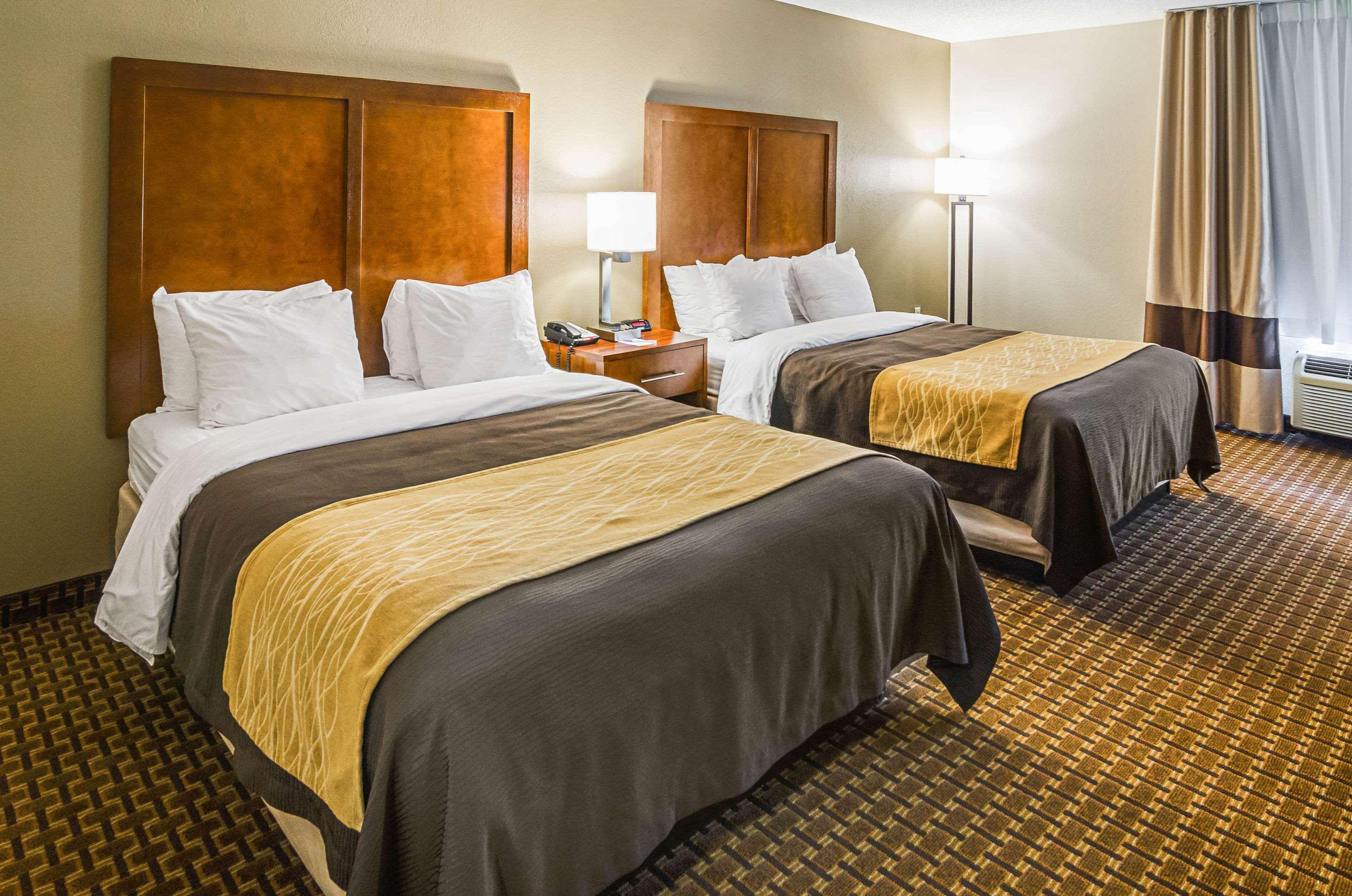 Comfort Inn & Suites Oxford South Екстериор снимка
