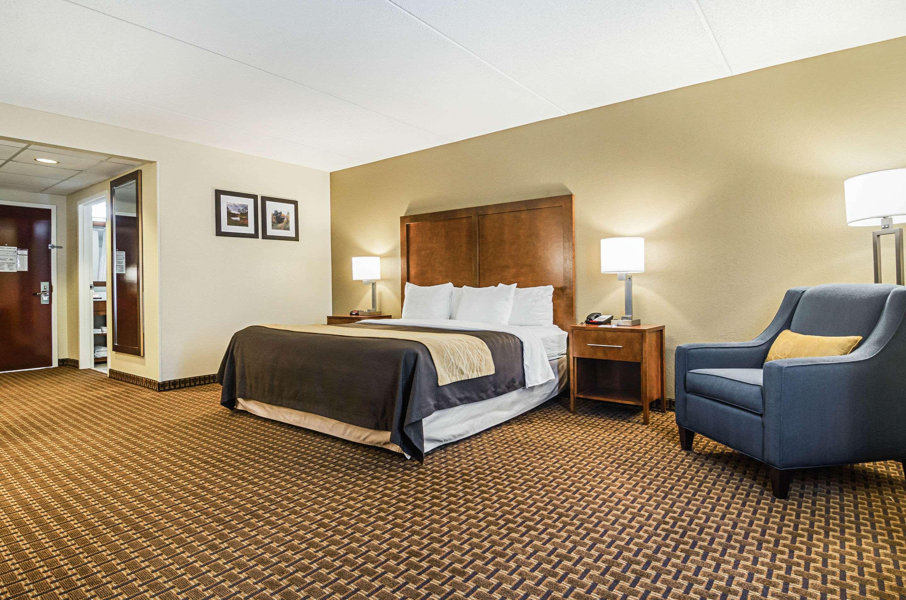 Comfort Inn & Suites Oxford South Екстериор снимка