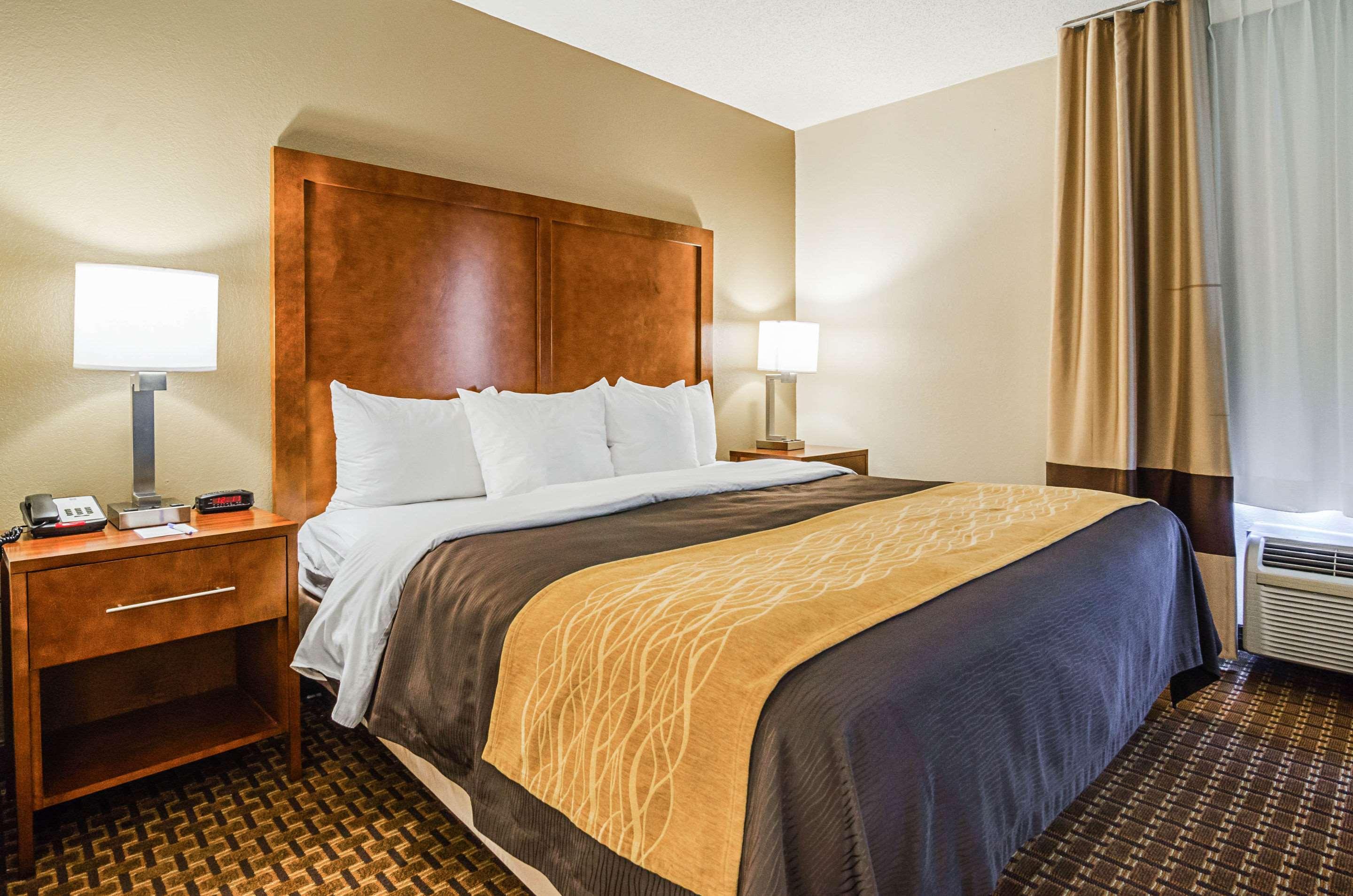 Comfort Inn & Suites Oxford South Екстериор снимка