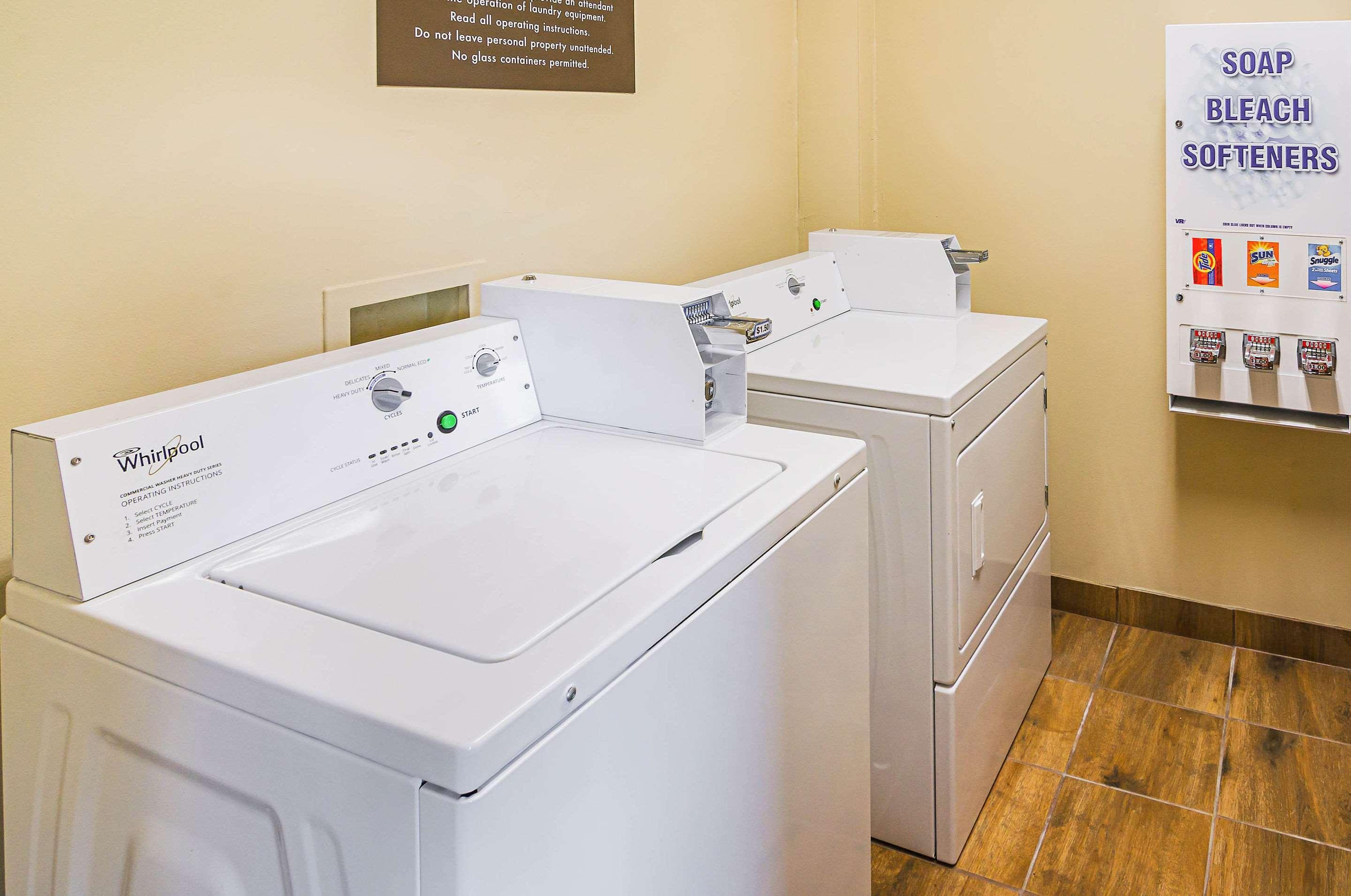 Comfort Inn & Suites Oxford South Екстериор снимка
