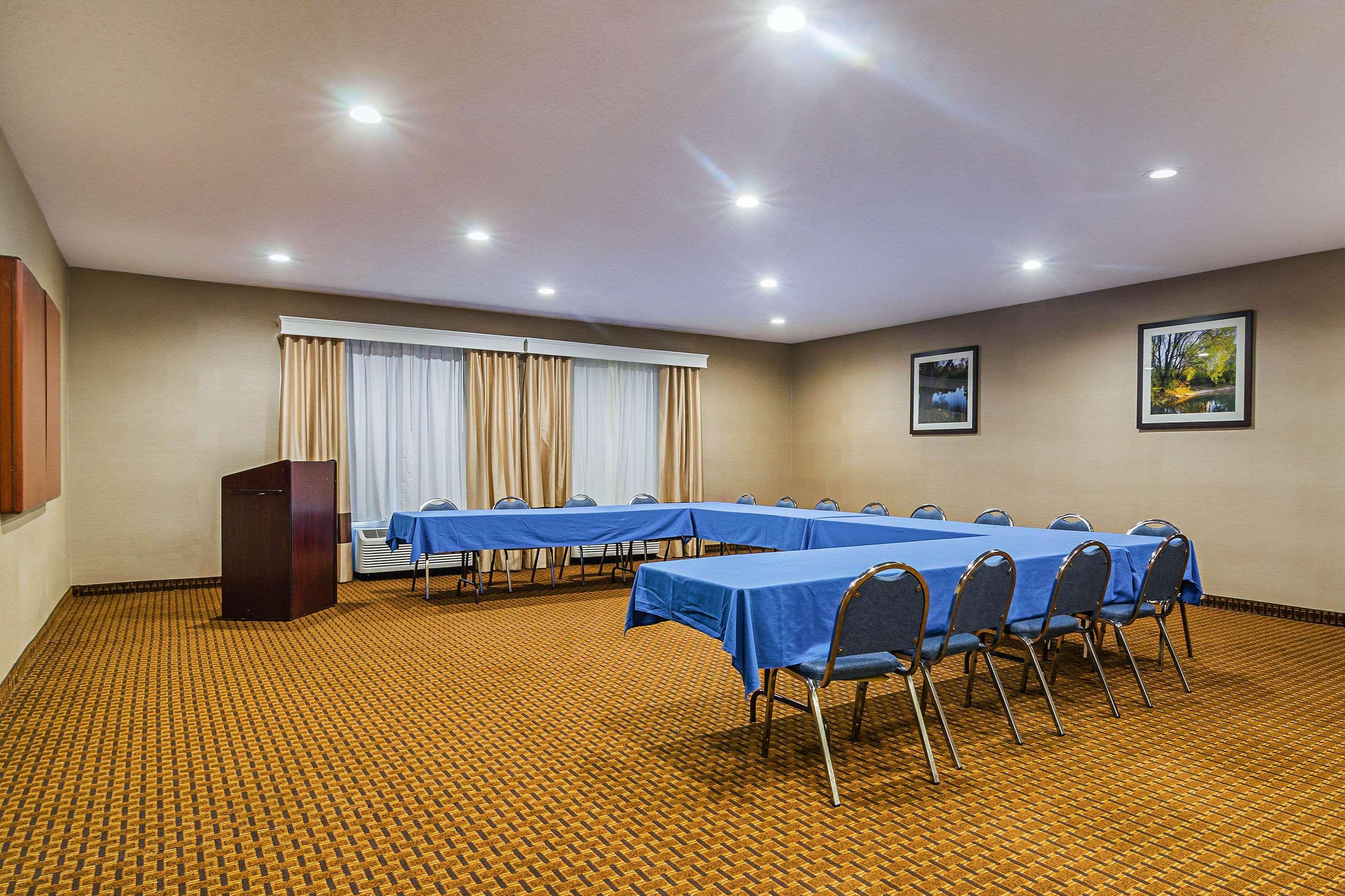 Comfort Inn & Suites Oxford South Екстериор снимка