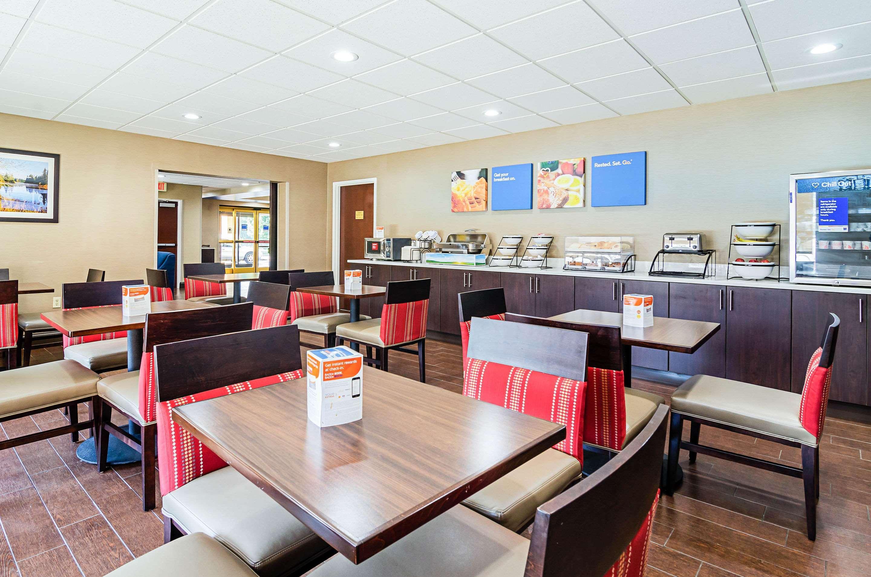 Comfort Inn & Suites Oxford South Екстериор снимка