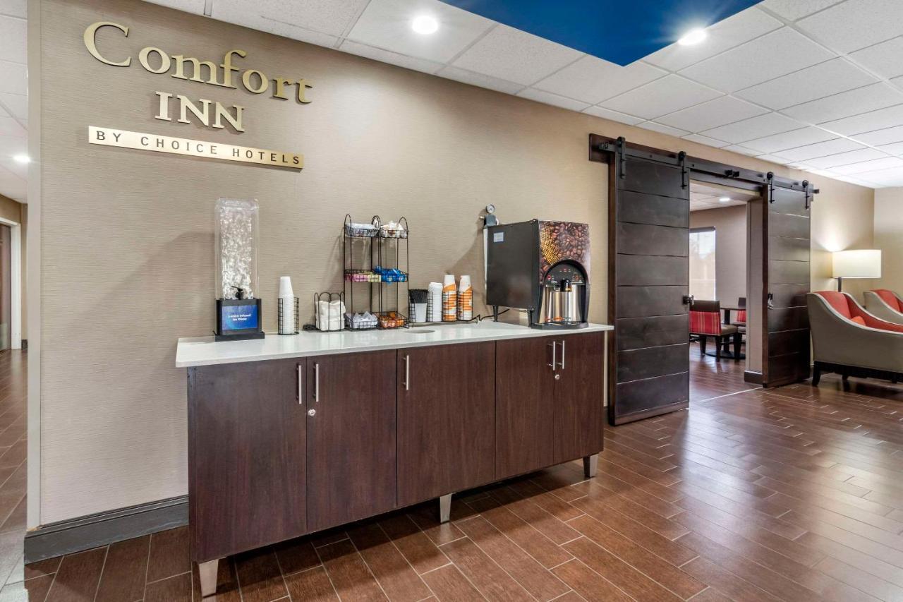 Comfort Inn & Suites Oxford South Екстериор снимка